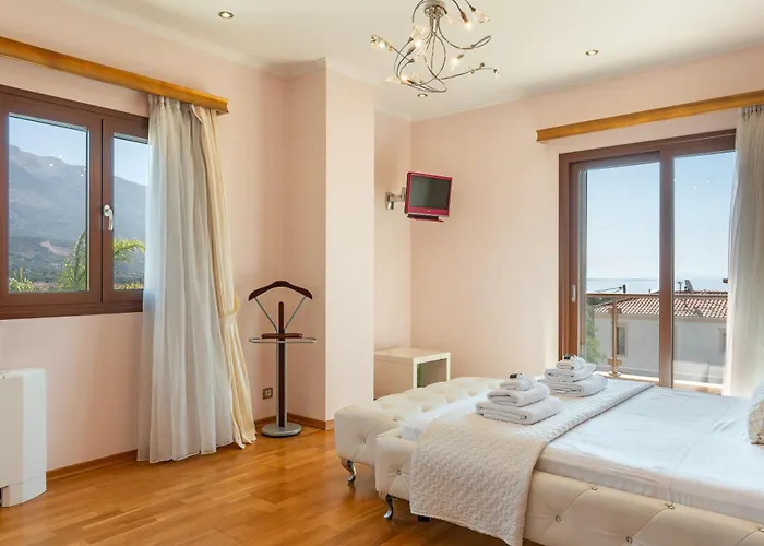 Omega Kefalonia Villa *